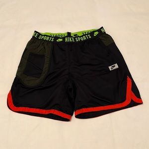 Nike Dri-Fit Sport Clash Shorts